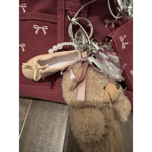 NWT Madden Mini Canvas Tote Handbag Bow Design Teddy Bear Charm Purse Wine Red - Picture 4 of 9